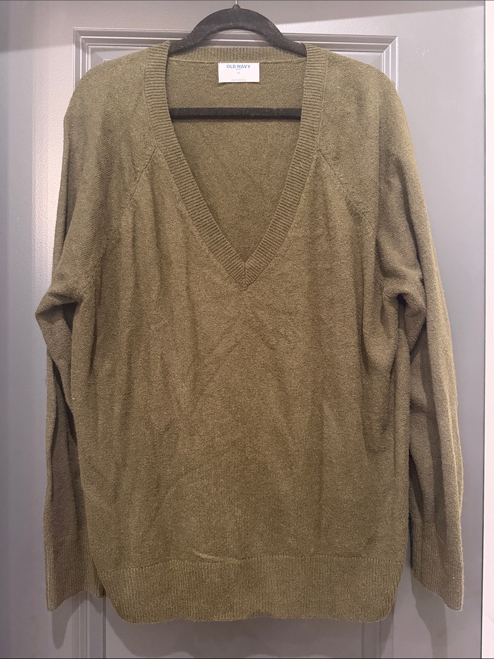 Old Navy Olive V-Neck Women's Sweater